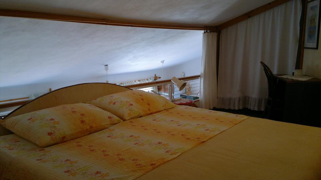 Apartments Ljuba I Mare Malinska Pokój zdjęcie
